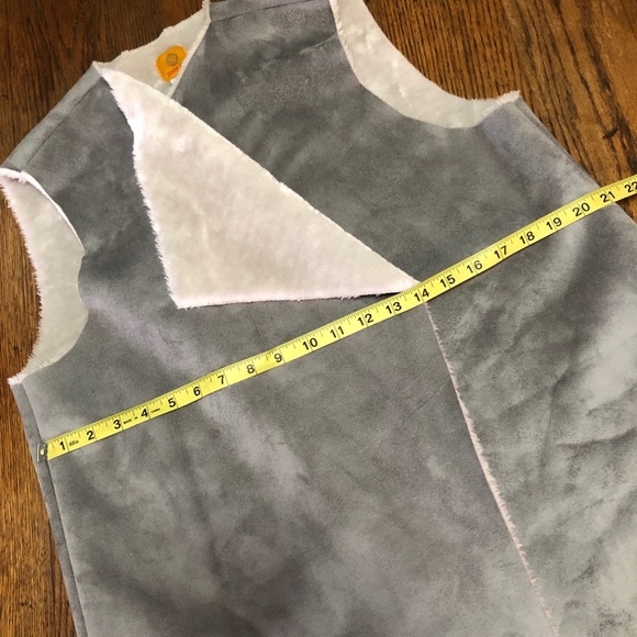 Ruby Road Faux Suede/Shearling Open Front Vest - Picture 9 of 11